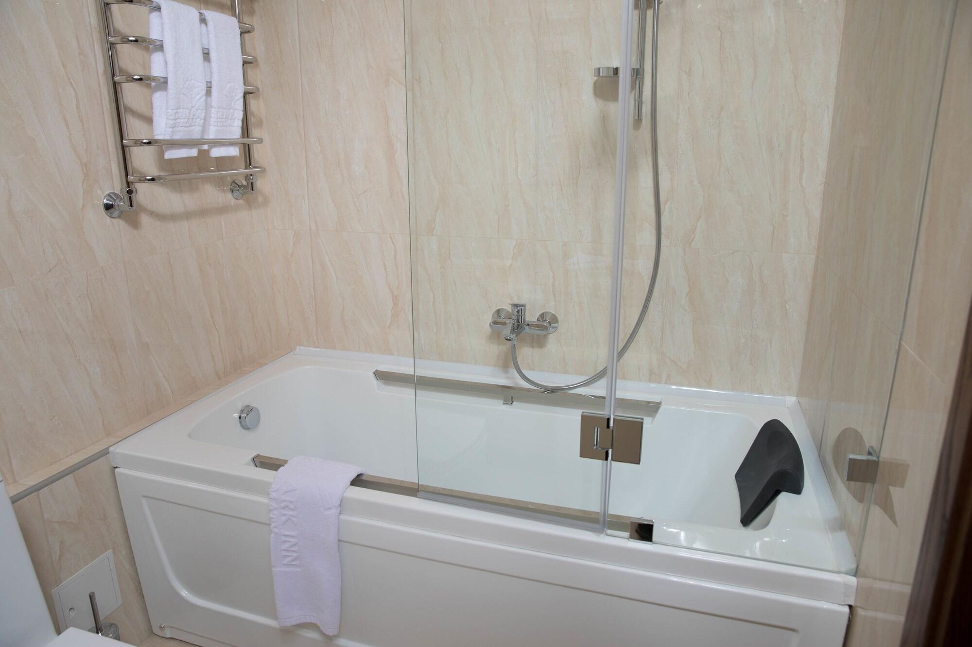 אלמטי Garden Park Inn מראה חיצוני תמונה