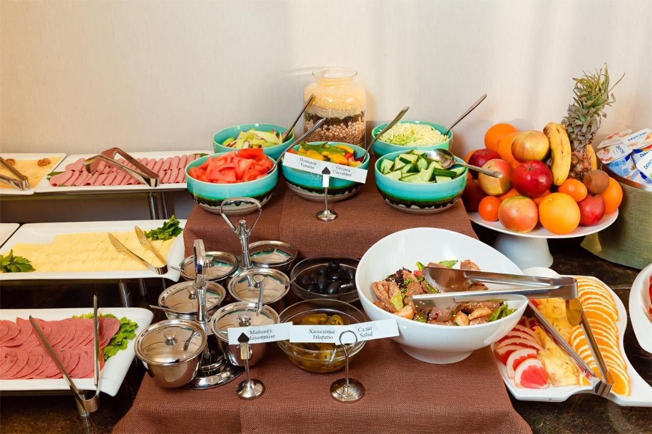 אלמטי Garden Park Inn מראה חיצוני תמונה